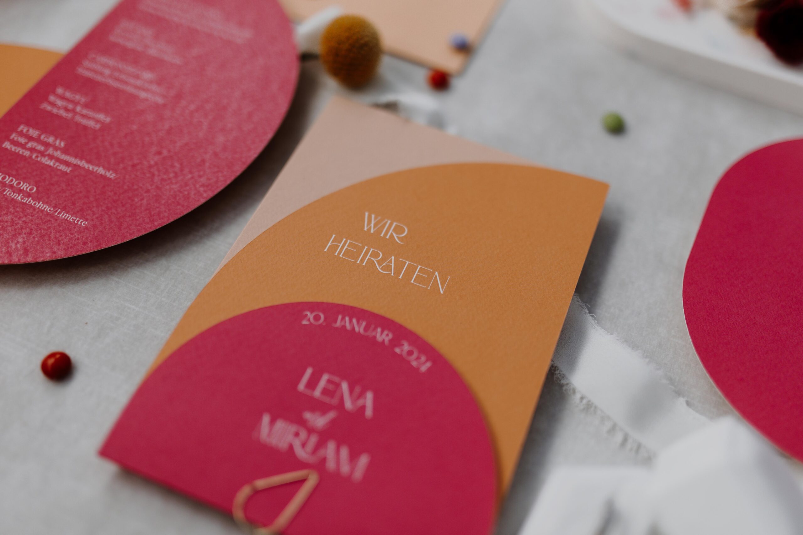 hochwertige Hochzeitseinladungen
